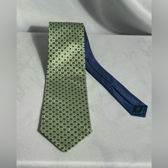 Tommy Hilfiger Geometric Green and Blue Patterned Men's Tie Two Tone 100% Silk - Picture 1 of 7